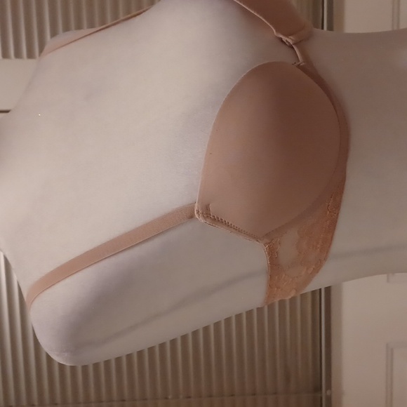 Free Add-on Light Pink Lacy Bra - Size 32B - Picture 2 of 10